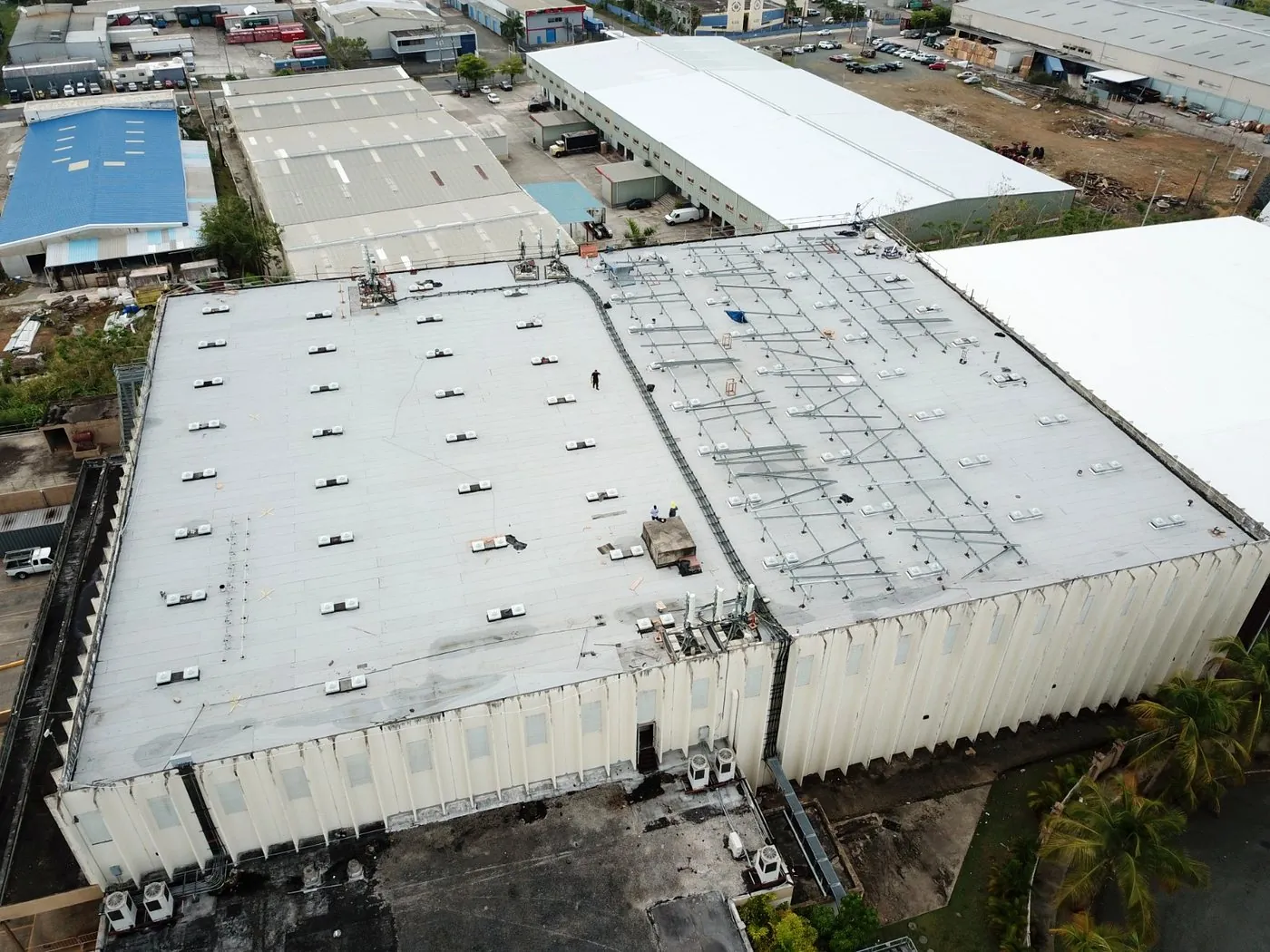 Aerial view of the Glenn International roof in Carolina